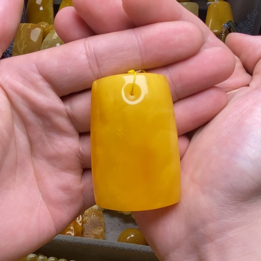 琥珀未镶嵌裸石蜜蜡