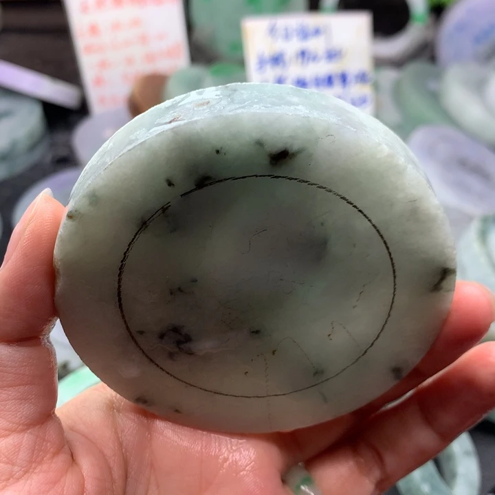 未镶嵌手镯定制翡翠
