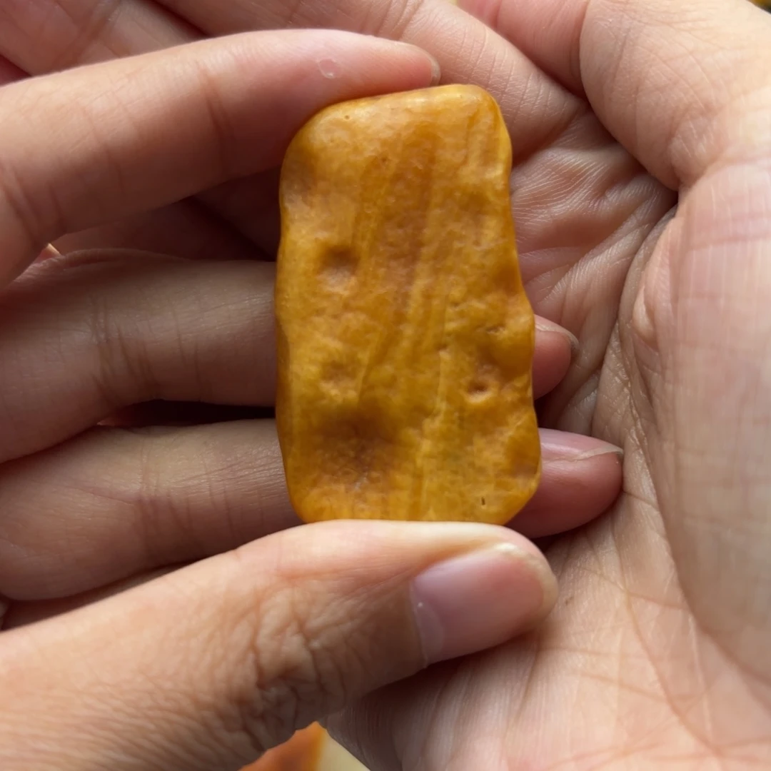 定制琥珀未镶嵌無*琥珀