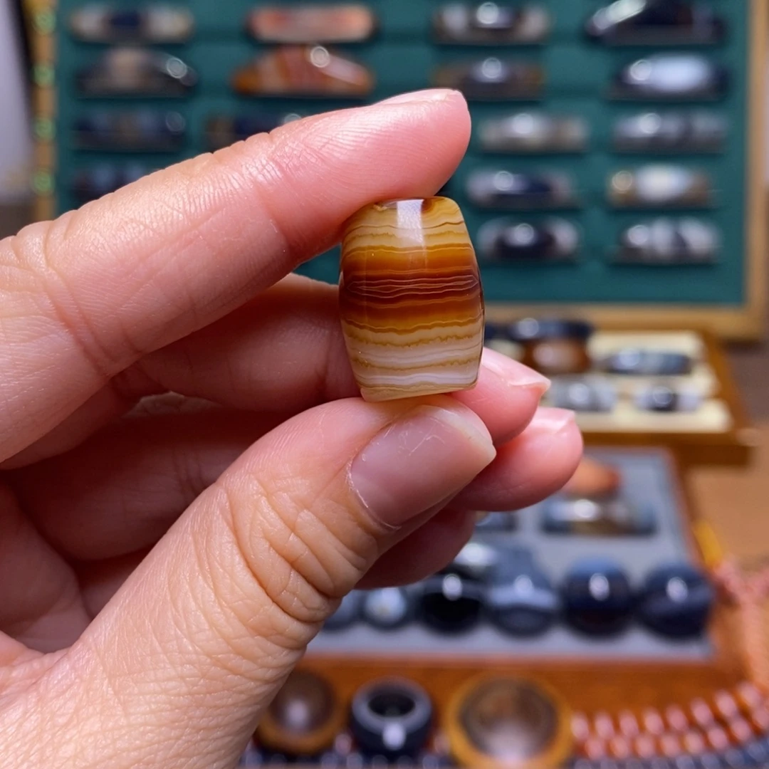 玛瑙/玉髓未镶嵌珠宝半成品