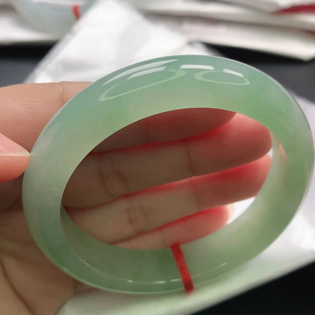 翡翠未镶嵌手镯缅甸54