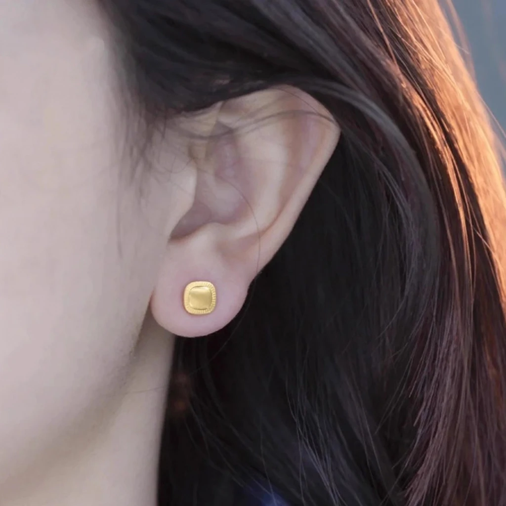 铜合金耳饰 流金岁月复古耳钉女款ins铜合金小面包耳轻奢时尚百搭