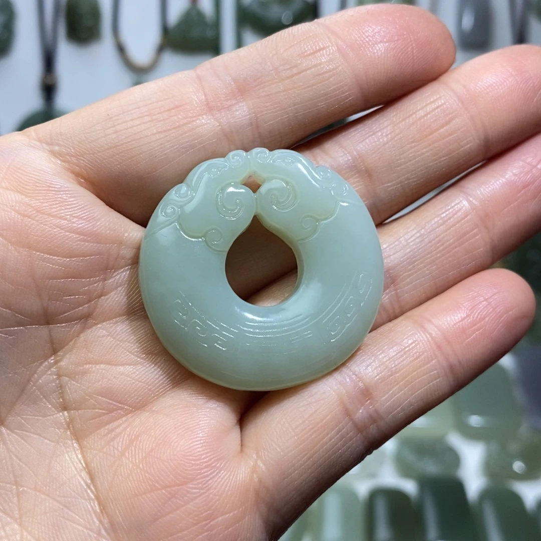 和田玉颈饰未镶嵌沐*