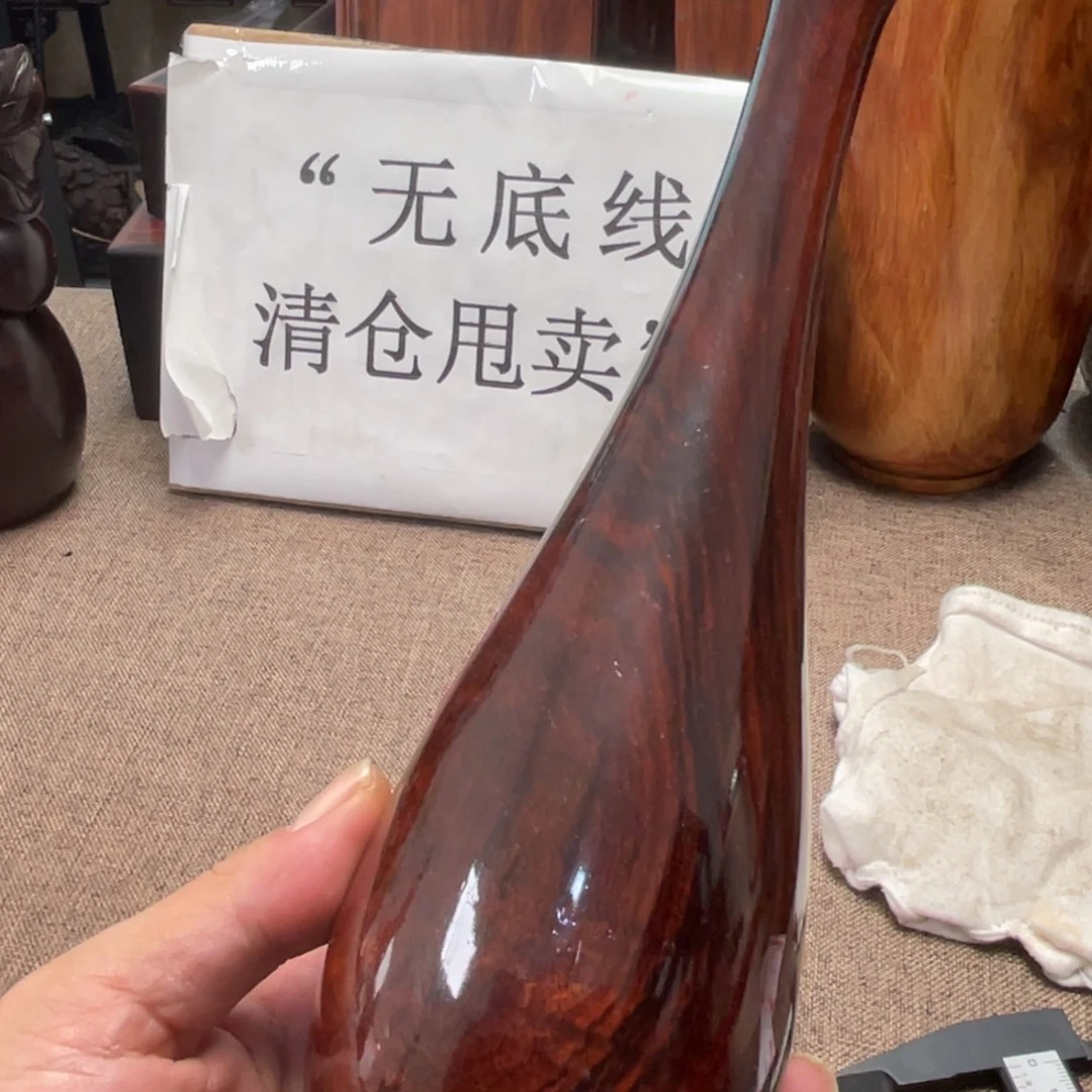 大果紫檀（缅甸花梨）大红酸枝