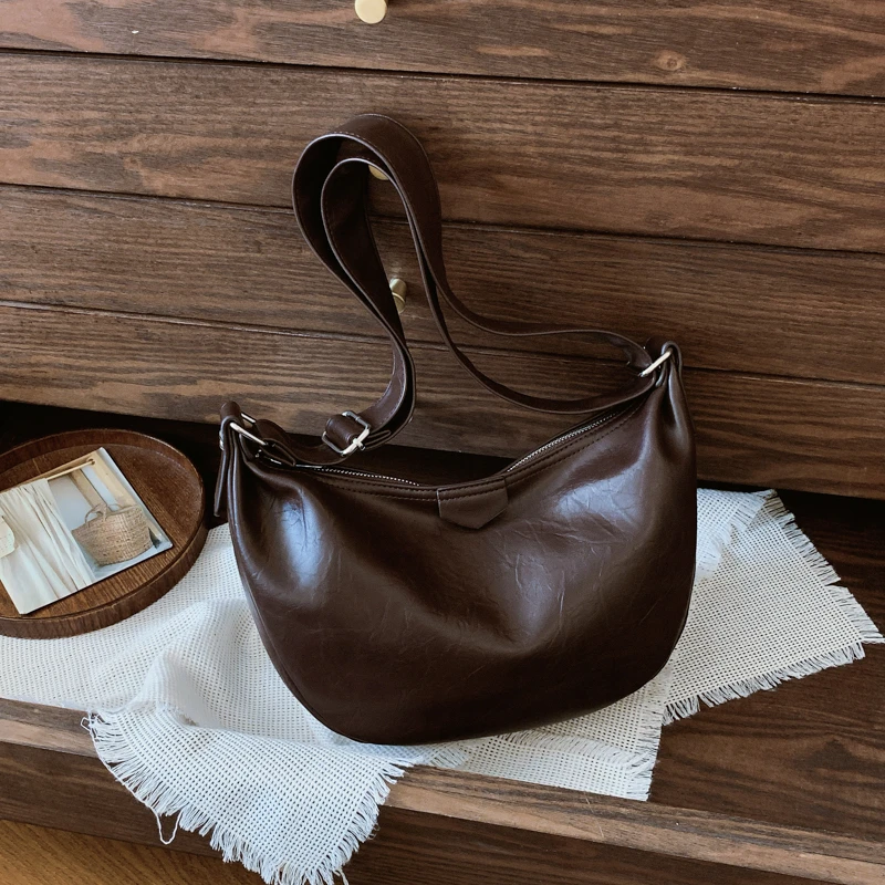 高级感大容量包包女2025春夏新款复古时尚托特包小众简约单肩女包