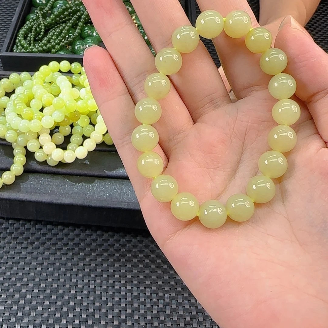 和田玉未镶嵌颈饰黄口卡10手串