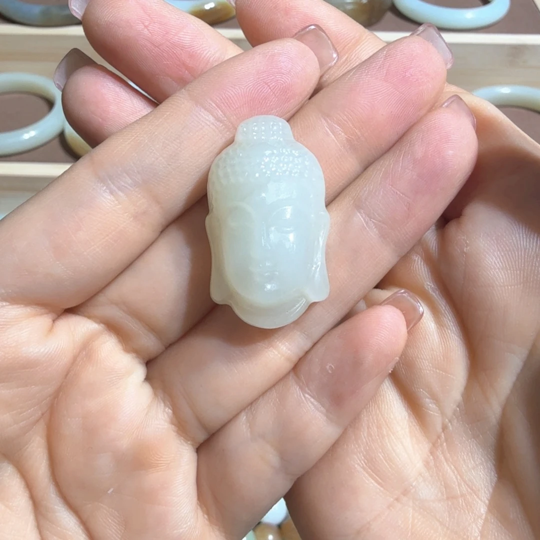 说***听颈饰未镶嵌和田玉