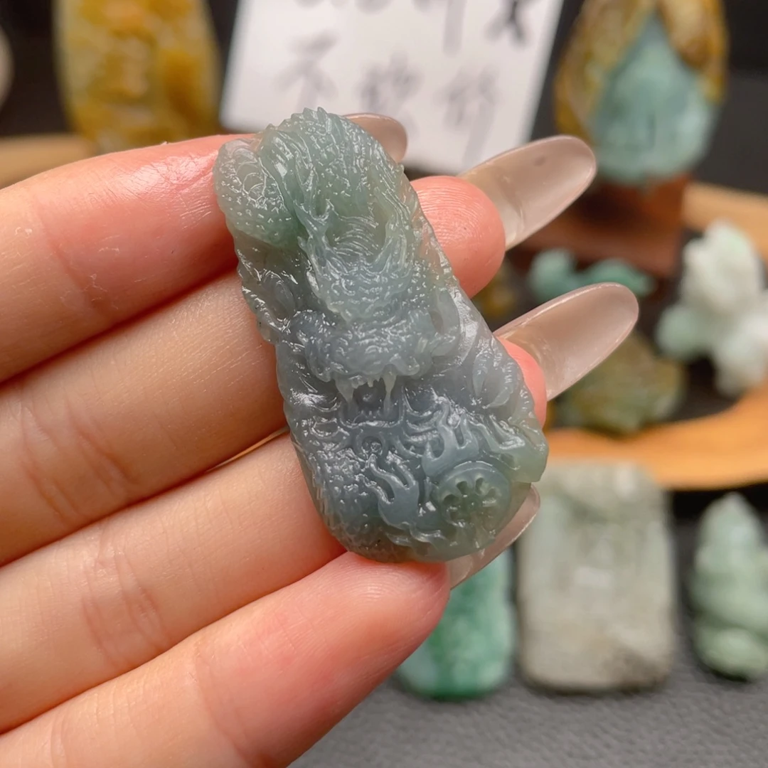 定制翡翠未镶嵌翡翠