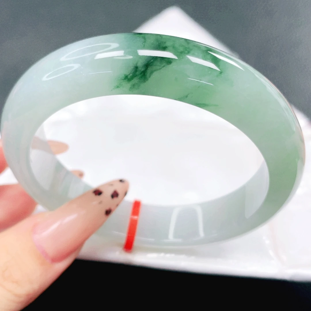 翡翠未镶嵌手镯57