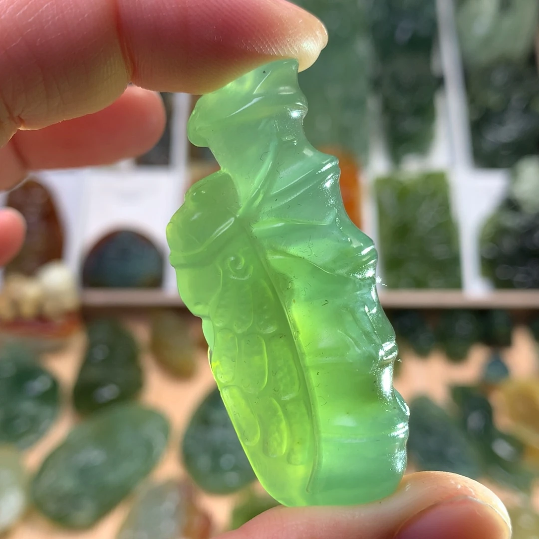 蛇纹石玉未镶嵌挂件节节高升
