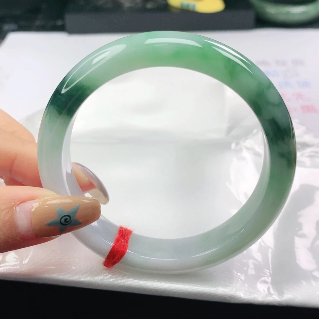 翡翠未镶嵌手镯翡翠57.3半山水飘绿正圈