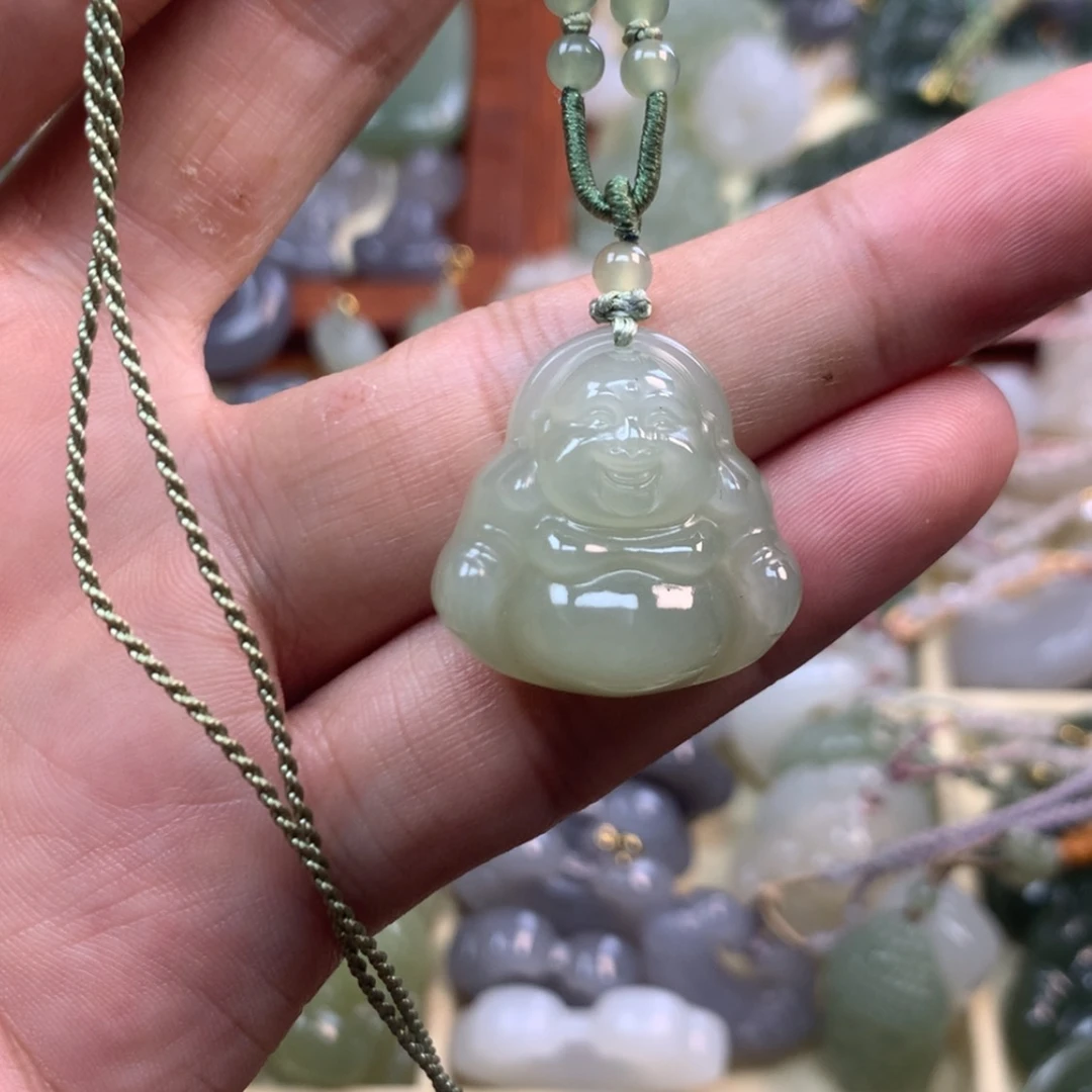 【闪购商品】颈饰未镶嵌和田玉