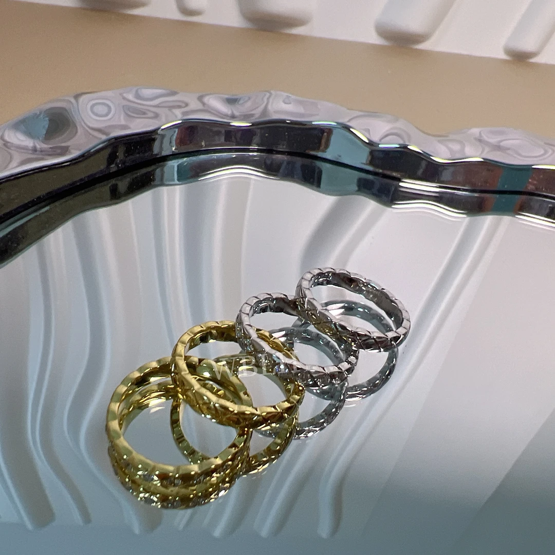 黄铜合成锆石戒指 WBLH 简约百搭素款菱格戒指