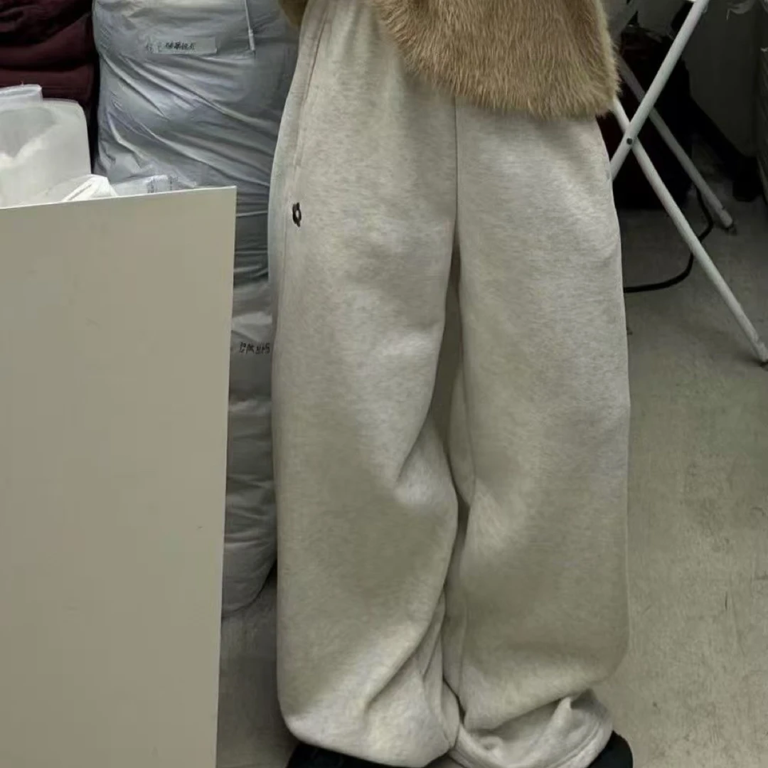 韩国东大门breeze松紧腰洋气花朵刺绣加绒休闲卫裤