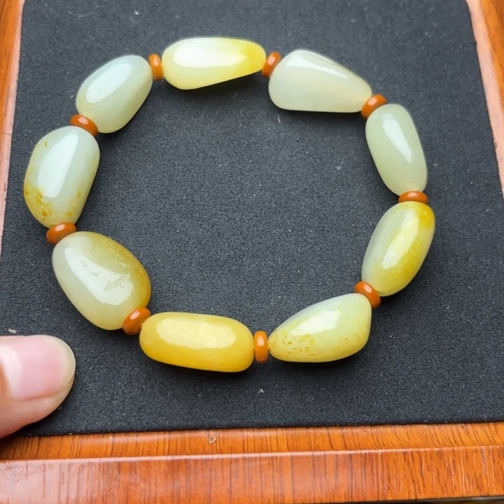 和田玉未镶嵌手链