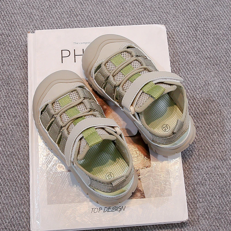 女童凉鞋夏季2025新款儿童公主包头鞋小女孩软底宝宝罗马鞋子夏款