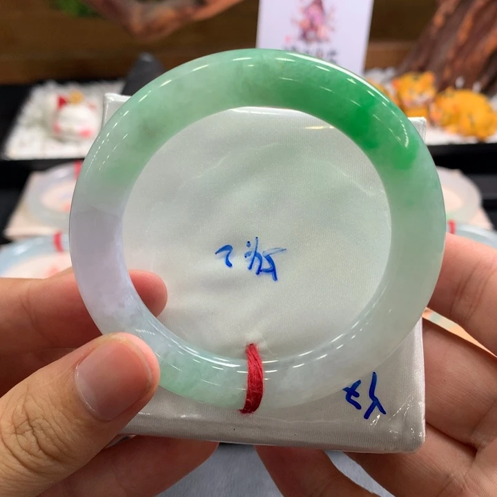 翡翠手镯未镶嵌96号