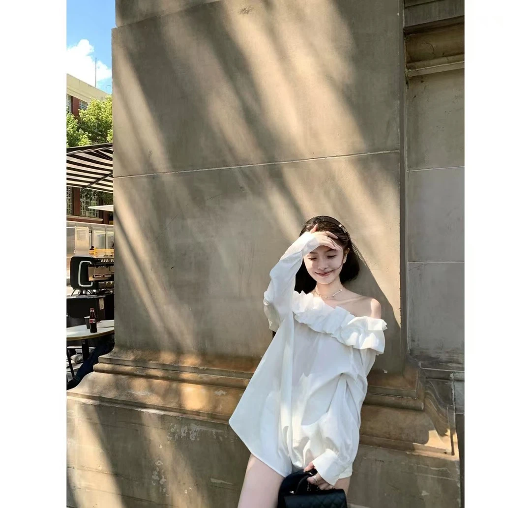 【一见钟情】 白色花苞领一字肩衬衫上衣女春秋季长袖衬衣