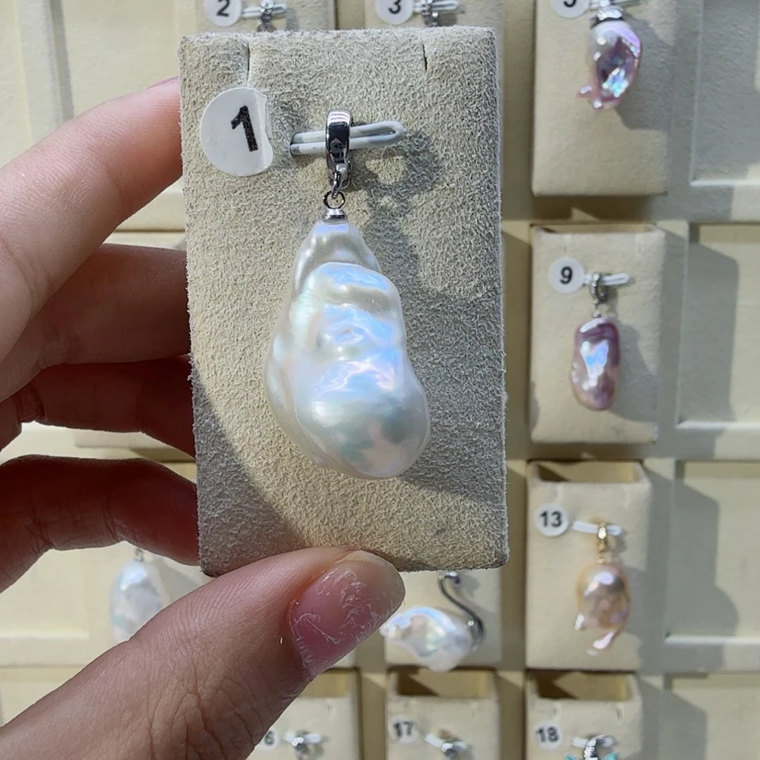 淡水珍珠项链合金