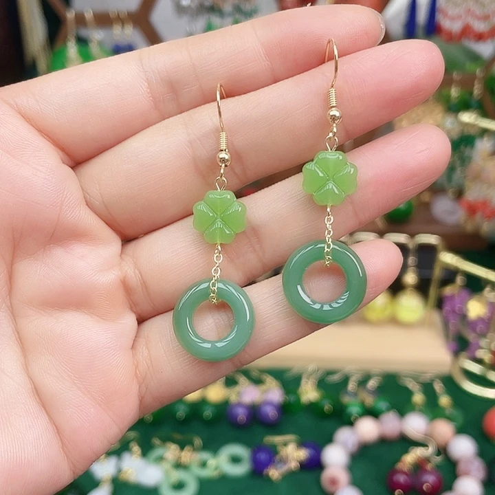 石英岩玉合金耳钉