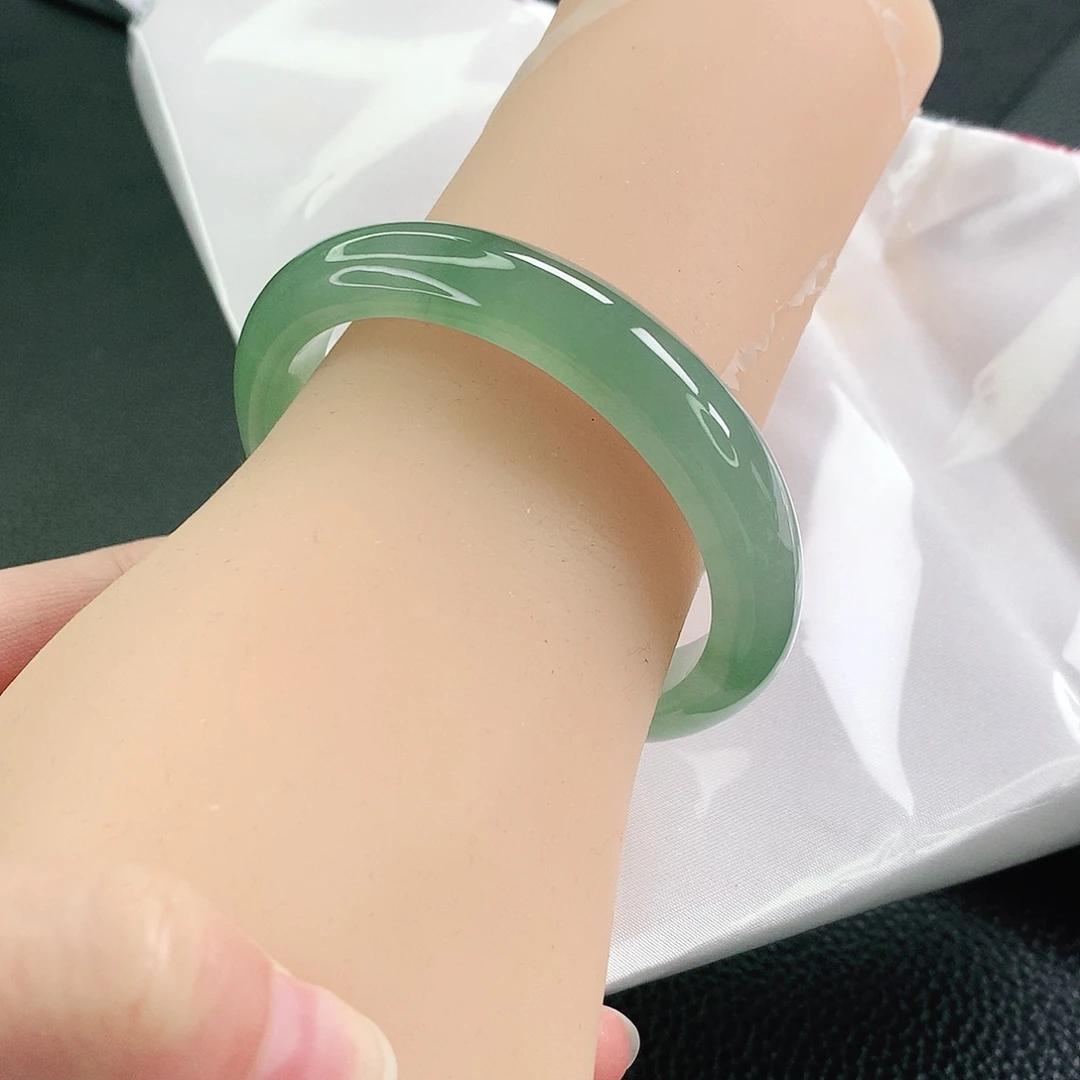 未镶嵌手镯翡翠53贵妃