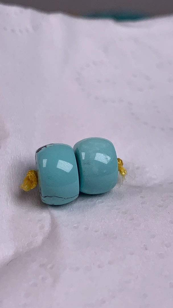 天然原矿绿松石直切对珠 尺寸5.5成8.5