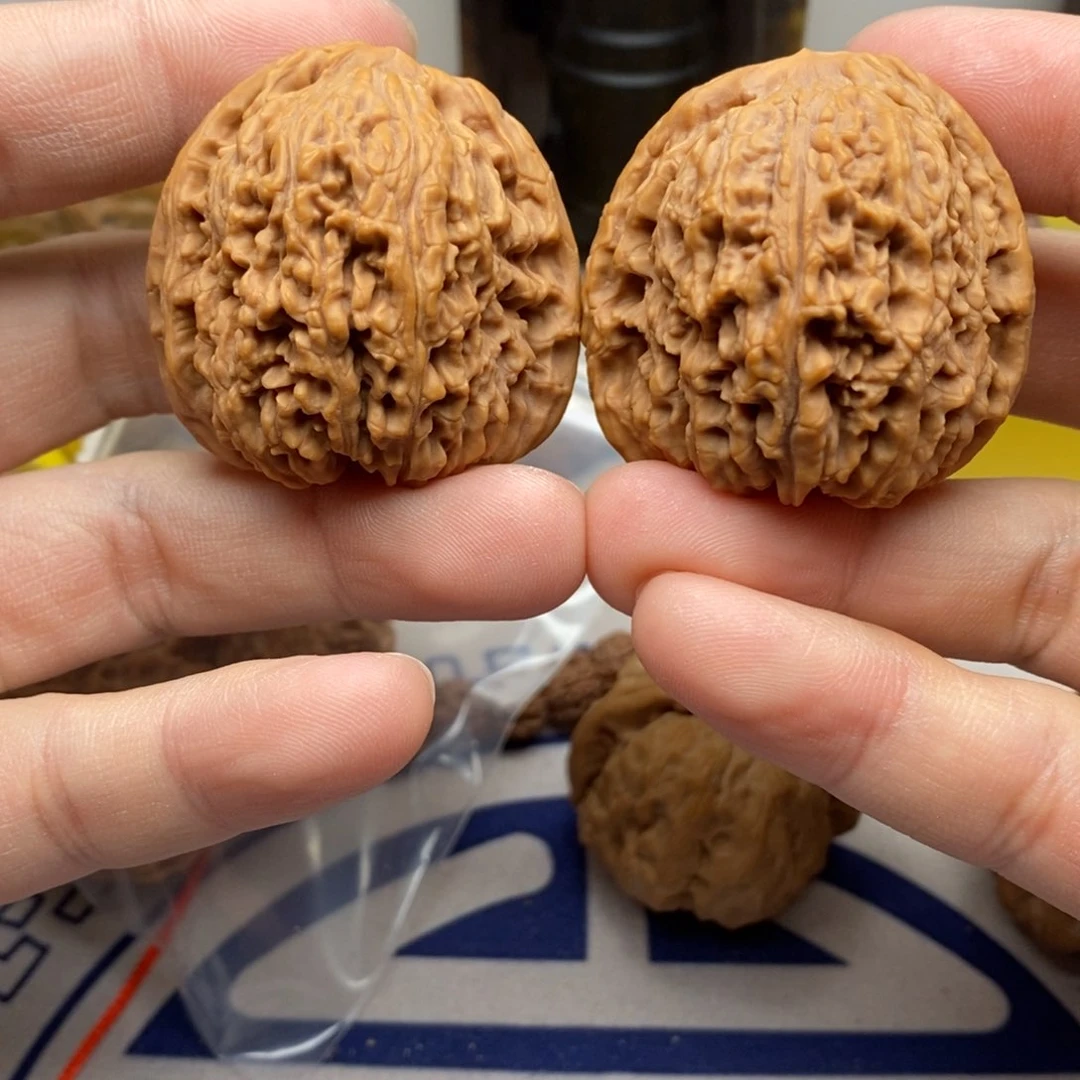 核桃把件C*J四一南疆石