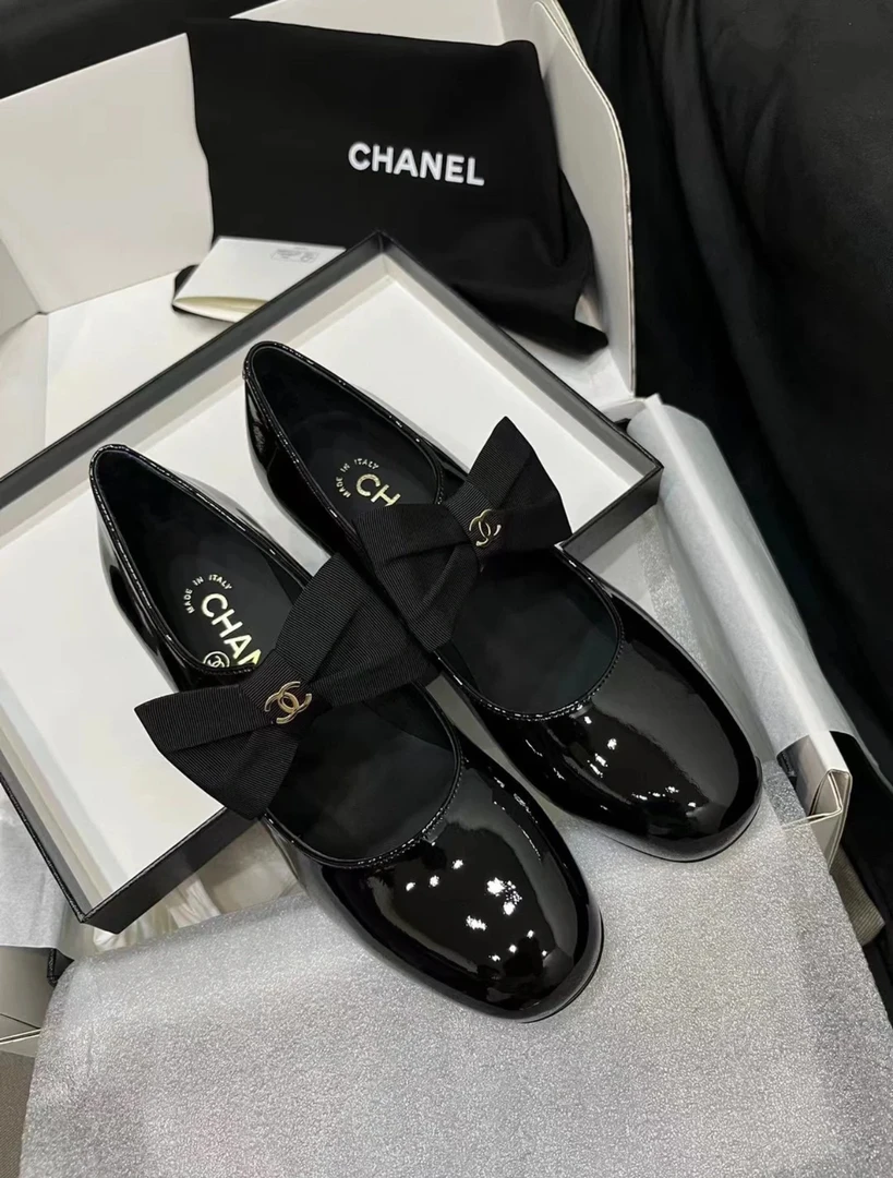 全新未使用 Chanel/香奈儿 38码仅试穿 24c黑色蝴蝶结玛丽珍鞋