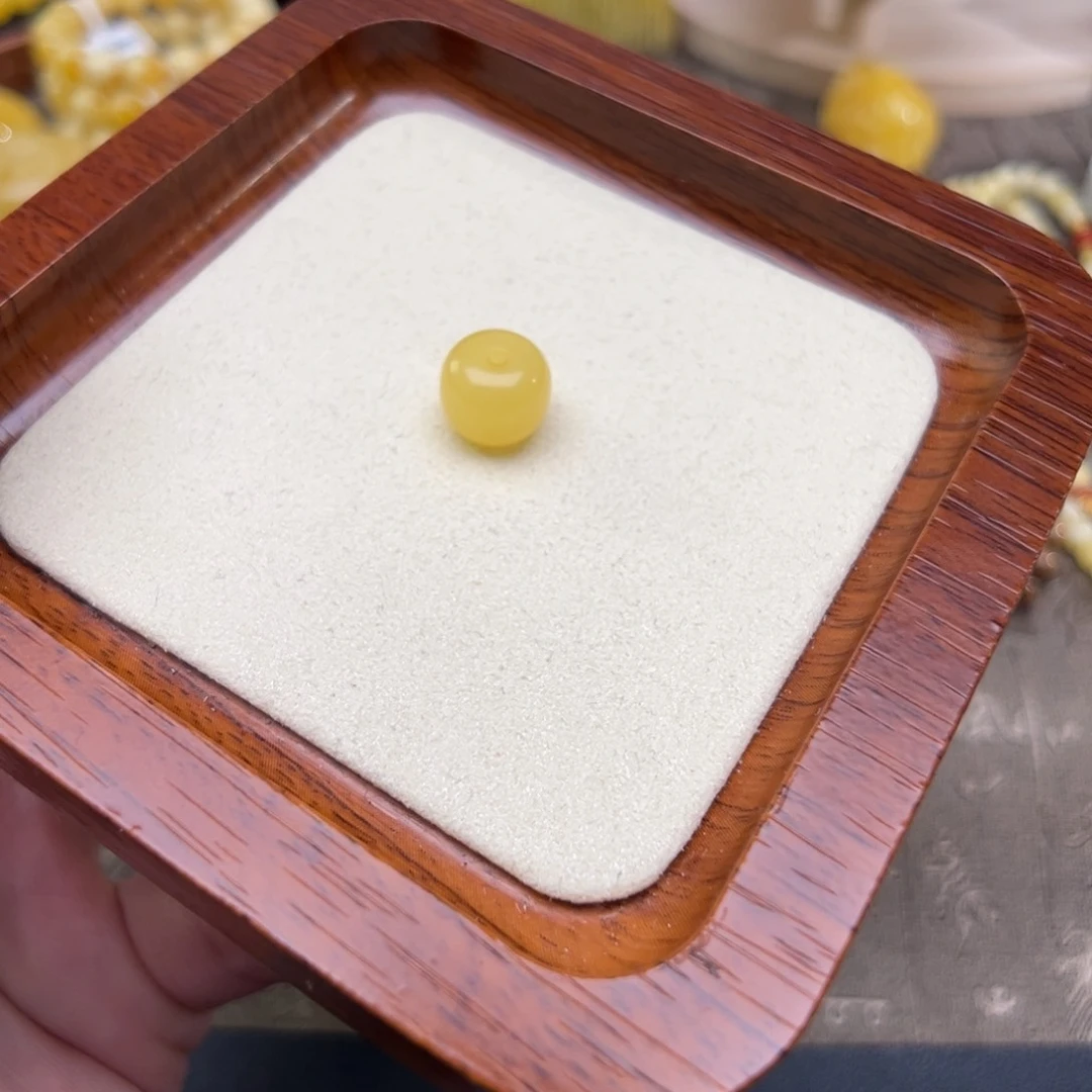 琥珀裸石未镶嵌琥珀裸石未镶嵌187