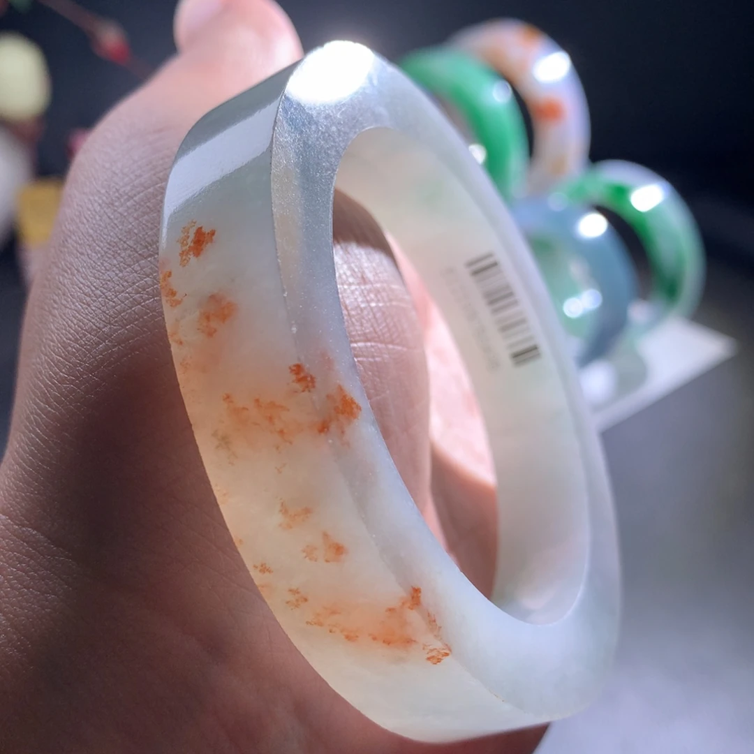 定制翡翠未镶嵌手镯