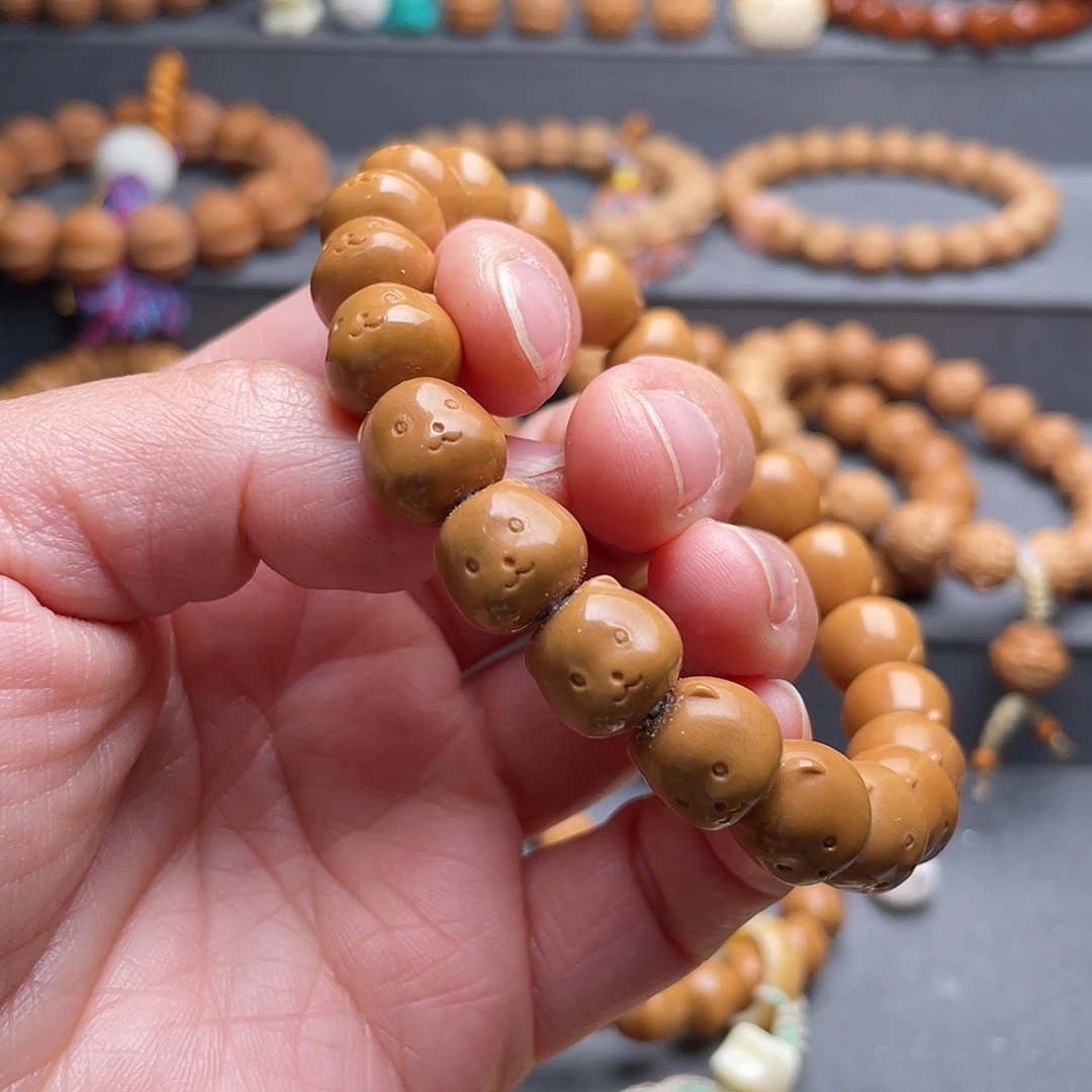 猴头核桃吊坠ℒ****小熊