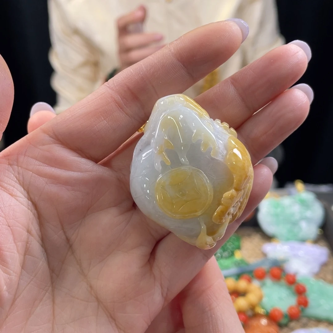 翡翠颈饰未镶嵌代编织