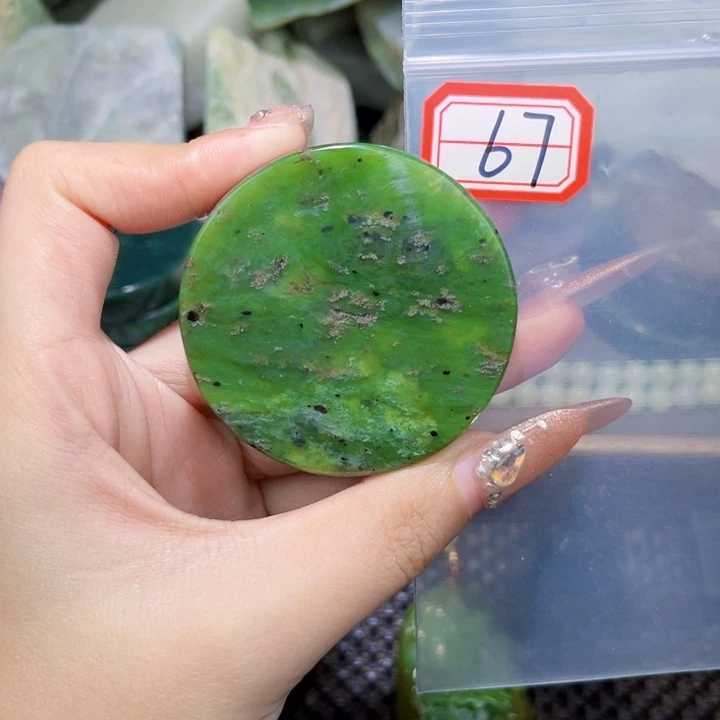 和田玉和田玉边角料随机发未镶嵌