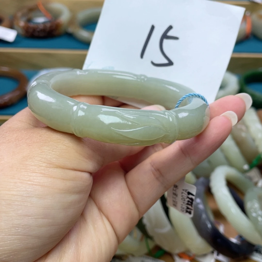 未镶嵌手镯和田玉圈口57