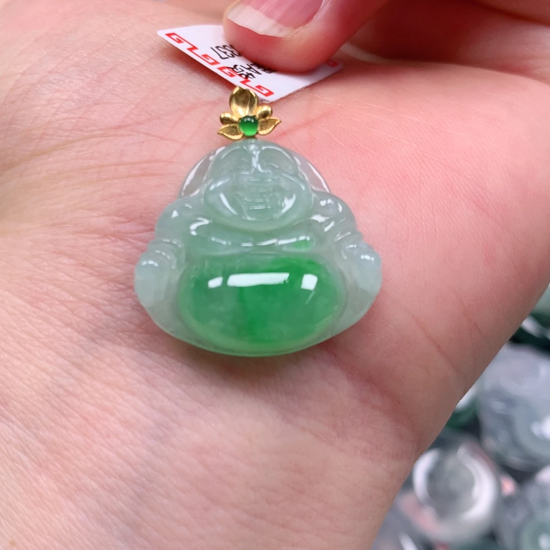 颈饰18K金镶嵌翡翠天然翡翠