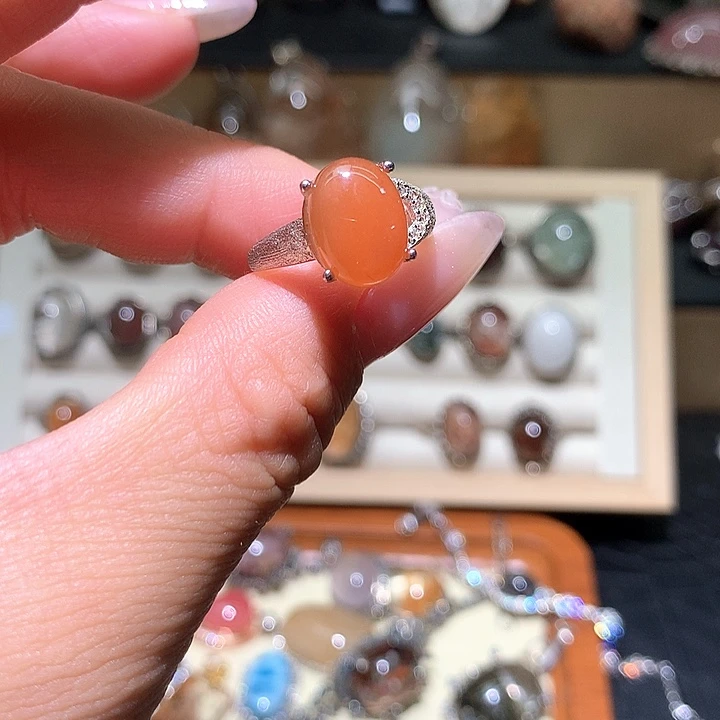 巴***努颈饰水晶银S925镶嵌