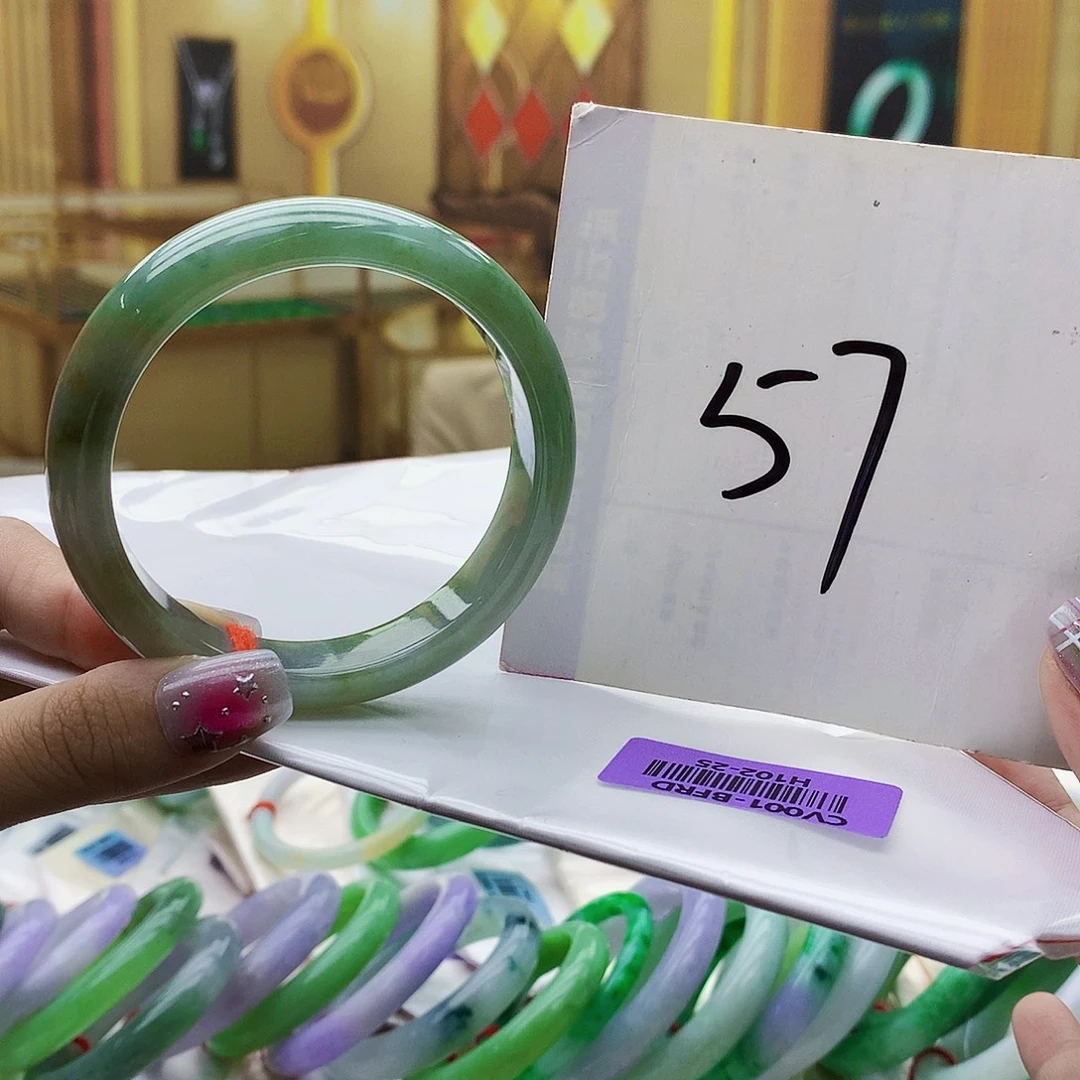 翡翠未镶嵌手镯nnn