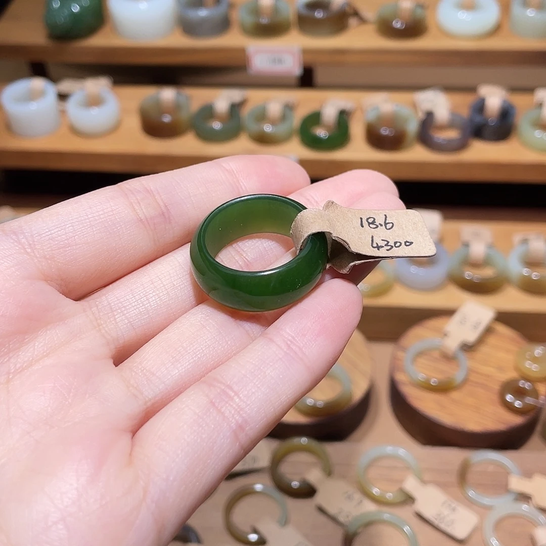 Z***7和田玉戒指未镶嵌18.6