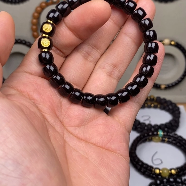 苏***人椰蒂手串椰蒂手串