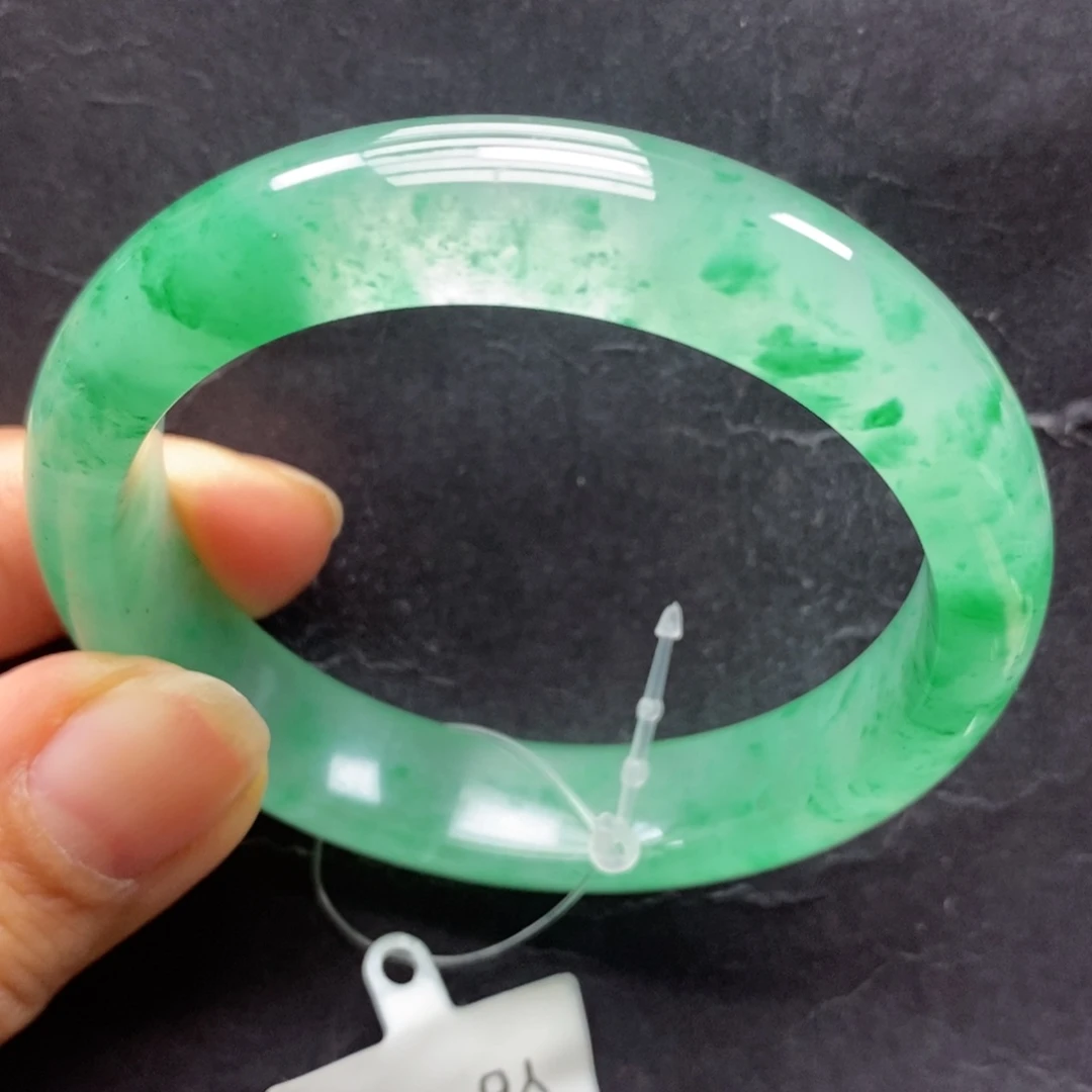 石英质玉手镯未镶嵌黄**儿