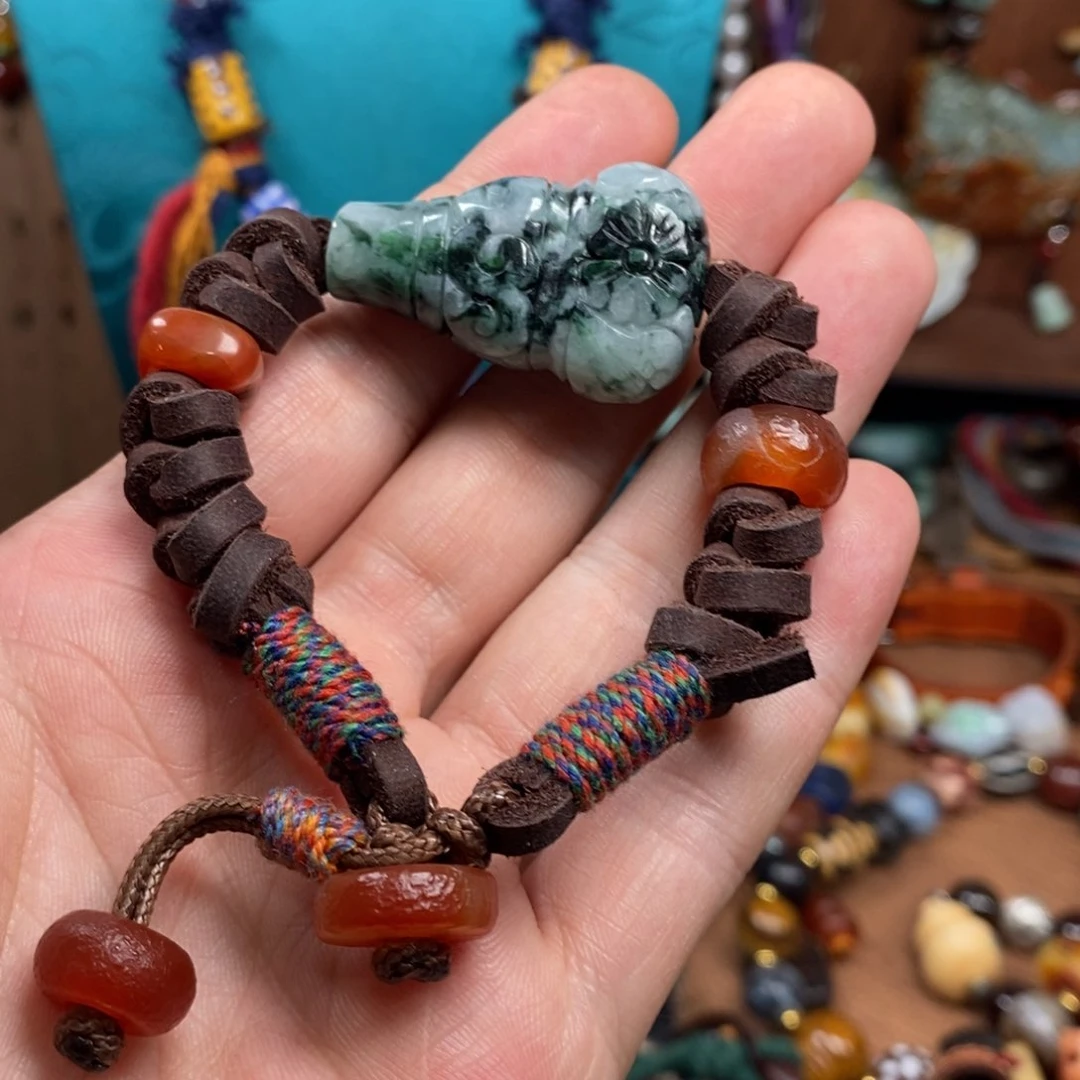 未镶嵌颈饰玛瑙/玉髓