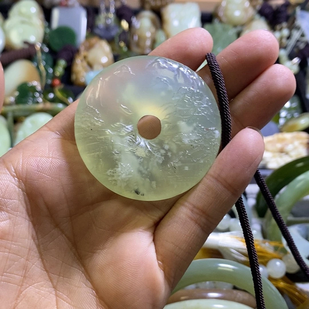 未镶嵌岫玉手镯挂件