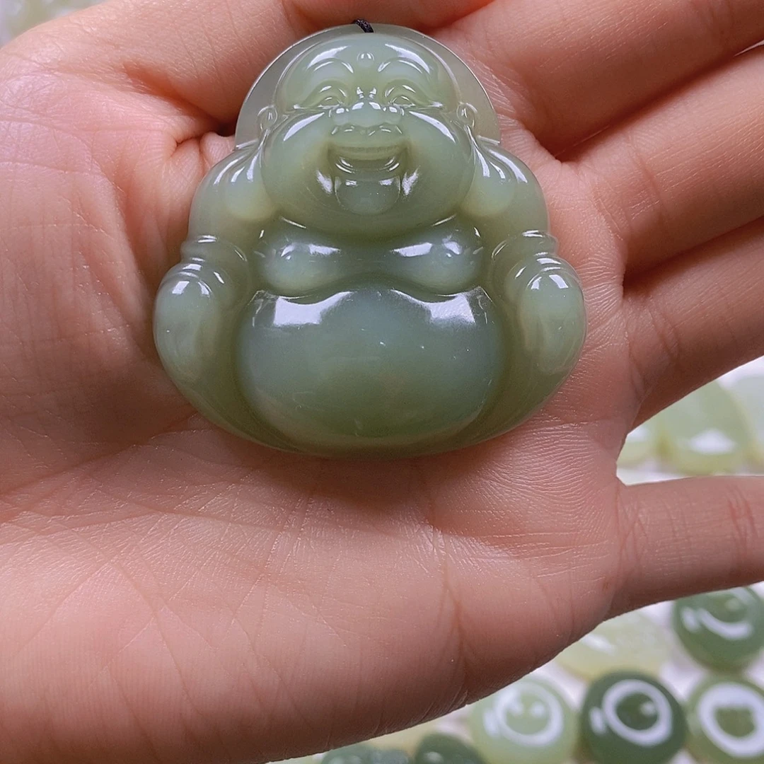 ****版和田玉未镶嵌颈饰