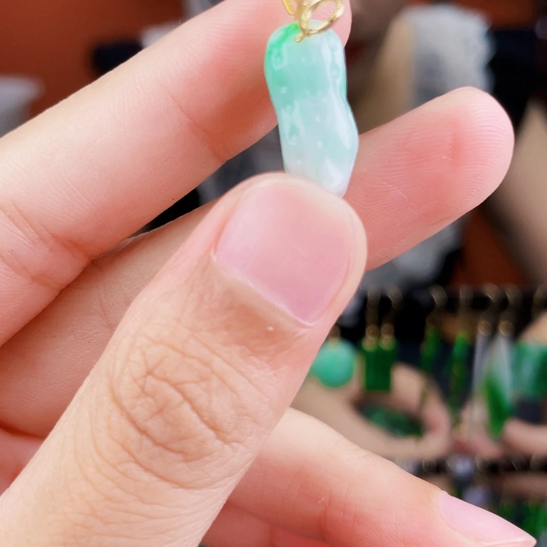 翡翠未镶嵌耳饰饰品