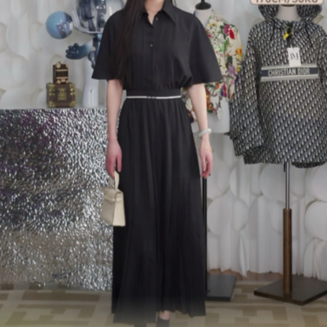 99新 MIU MIU/缪缪 6772/黑色翻领短袖连衣裙长裙/40码/全新闲置