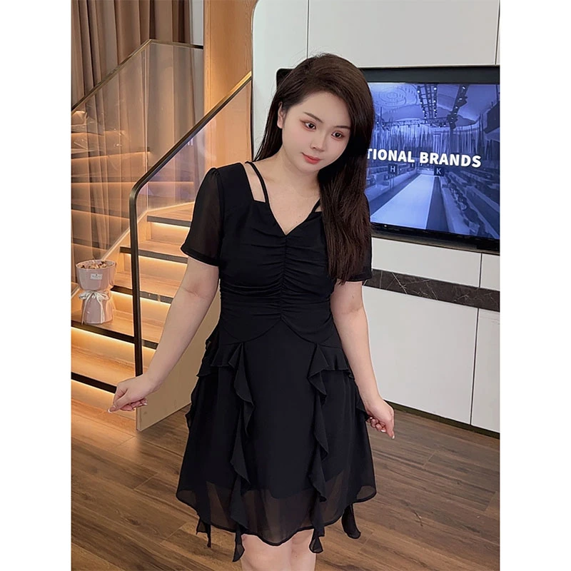 大梦微胖定制【JDM1224】法式不规则缩褶V领吊带连衣裙
