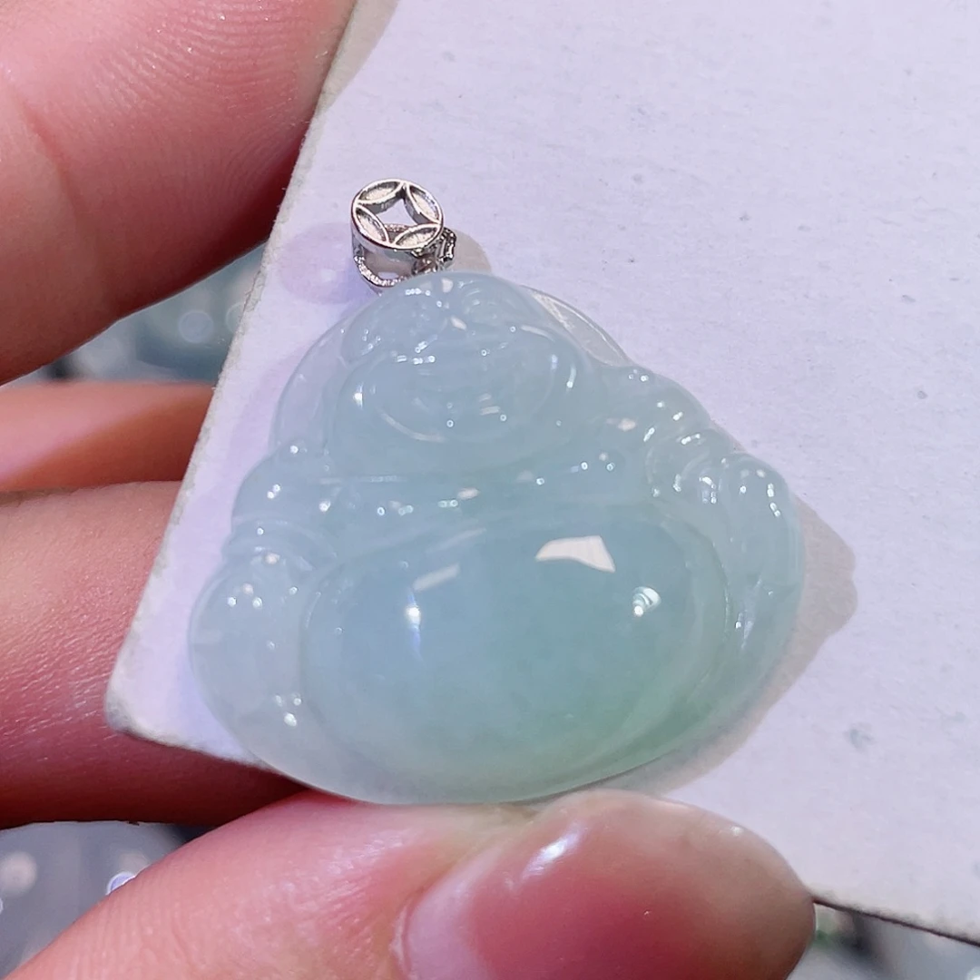 翡翠未镶嵌颈饰佛公