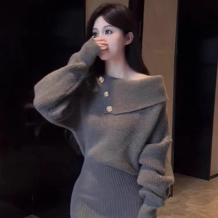 设计长袖针织连衣裙的妇女秋冬2025新法国臀裙单肩毛衣短裙