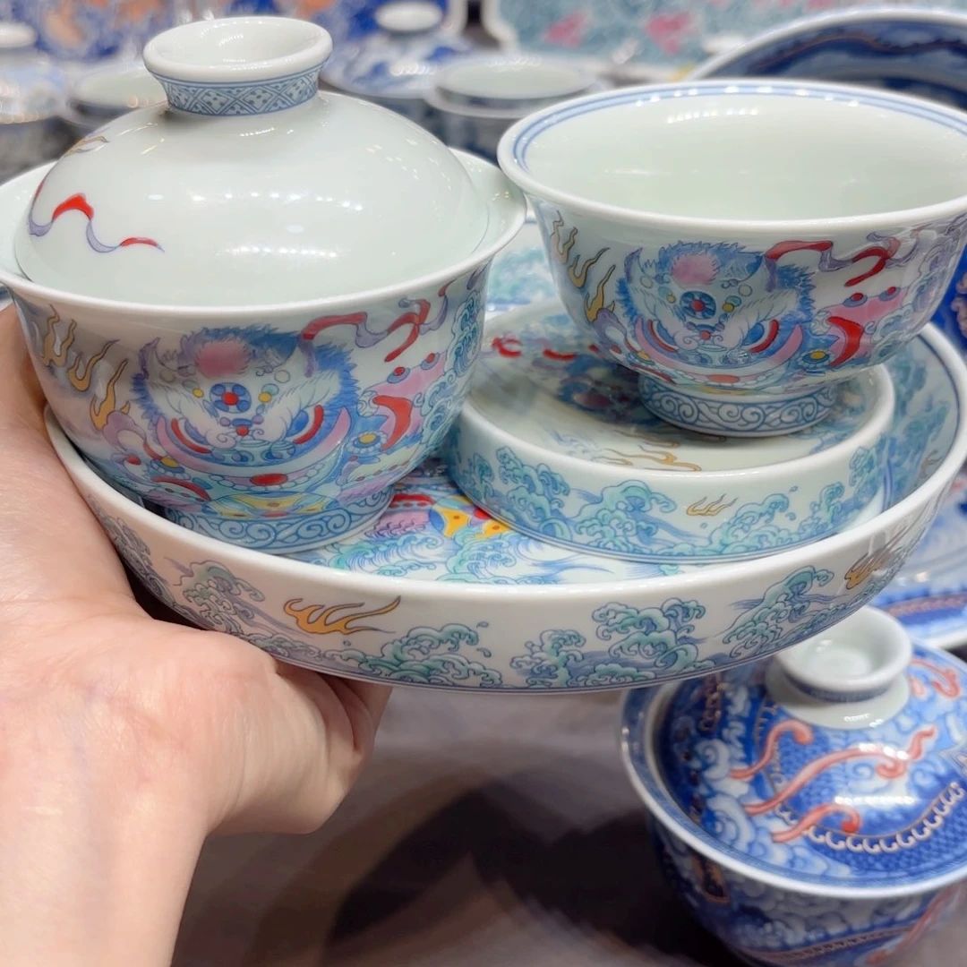 摆件景德镇陶瓷艺术展