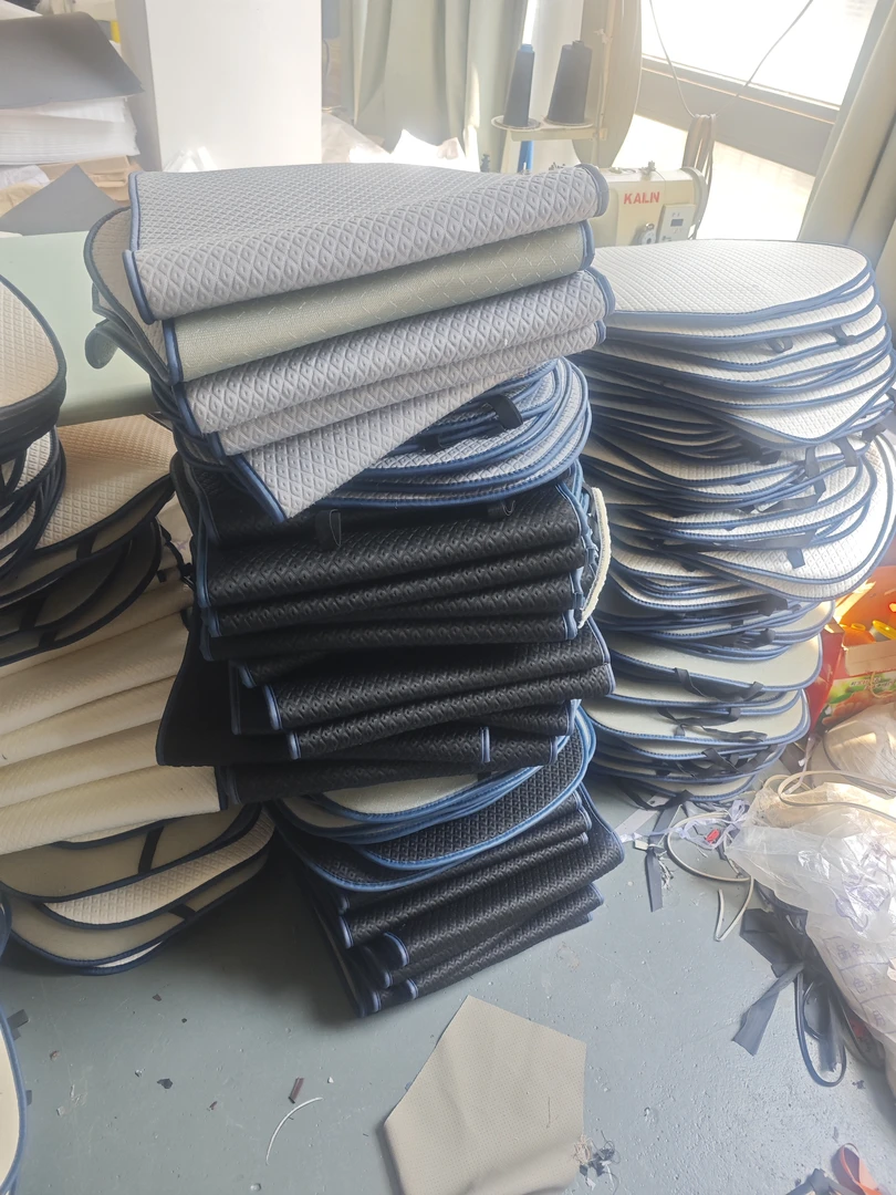 冰豆豆汽车坐垫亏本清仓